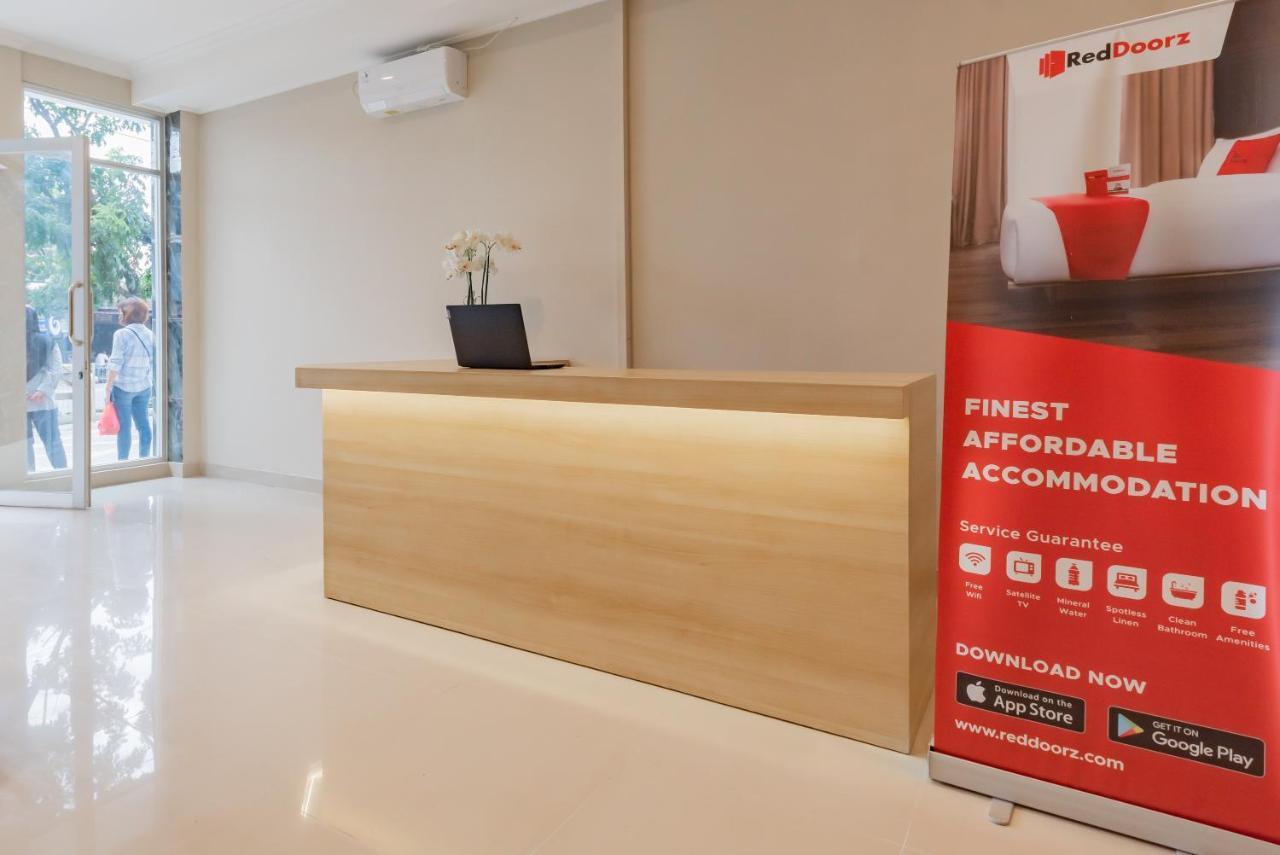 Reddoorz Plus Near Surapati Core Bandung Kültér fotó