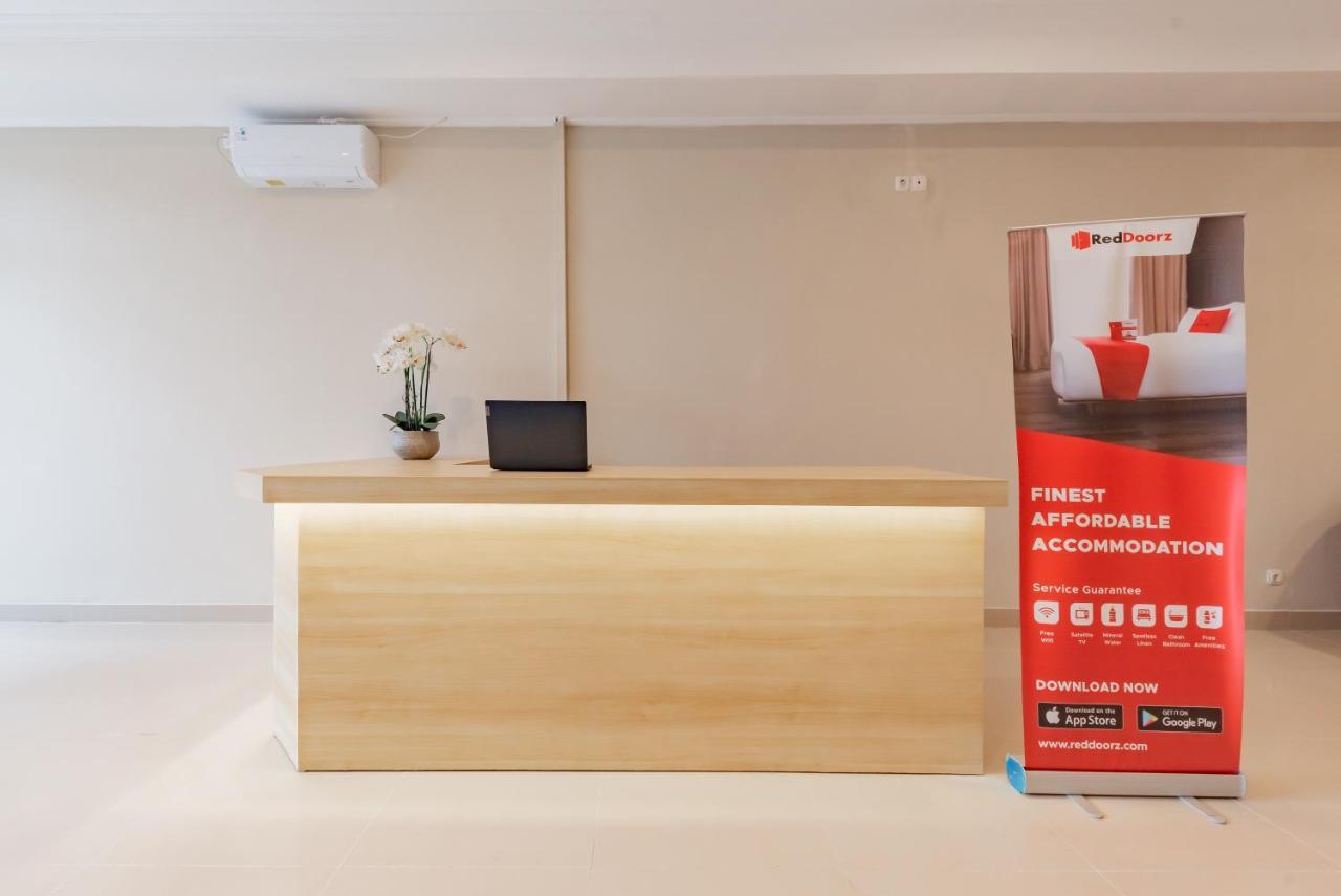 Reddoorz Plus Near Surapati Core Bandung Kültér fotó